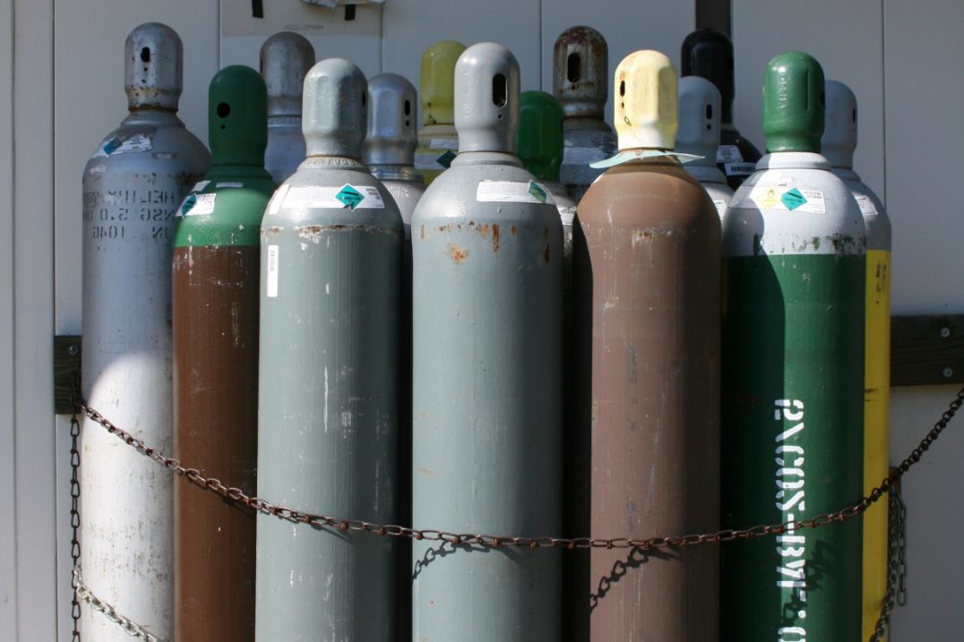 Scrap Metal Do Not Buy acetylene cylinders
