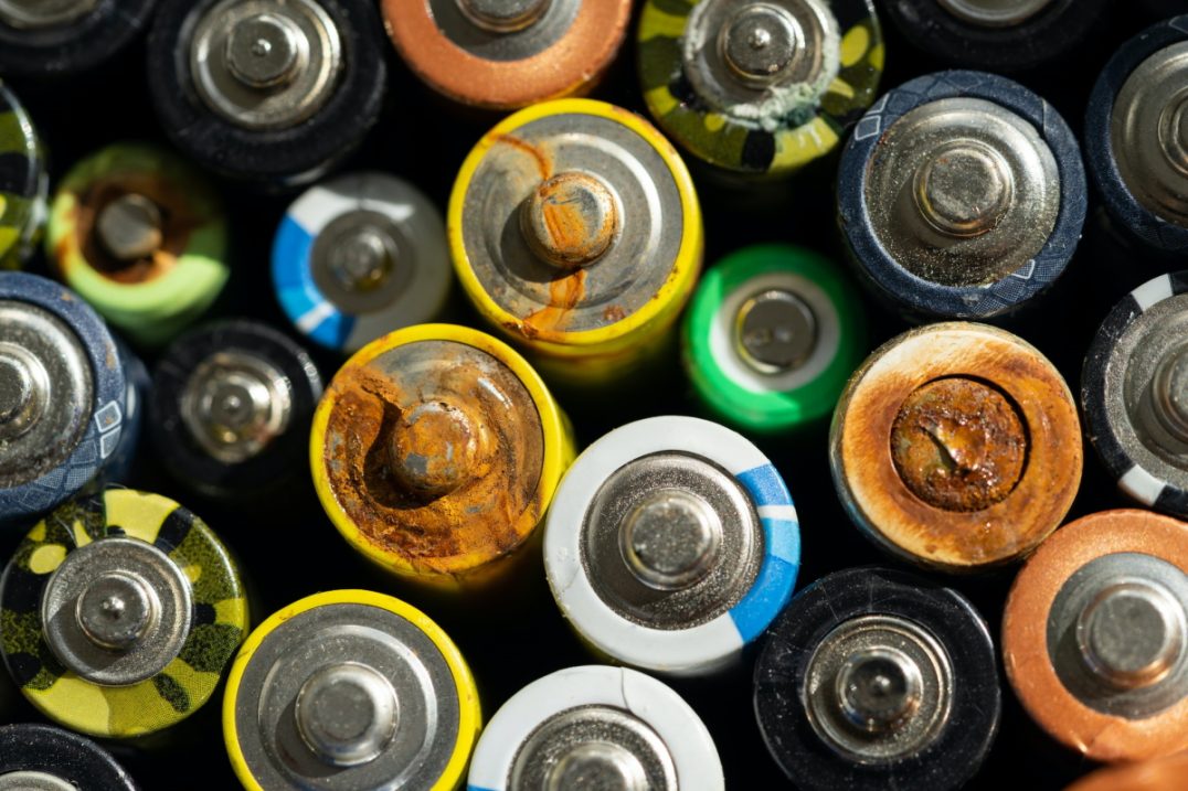 Scrap Metal Do Not Buy batteries-broken